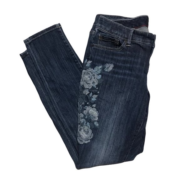 Torrid floral embroidered skinny Jeans 12R - Picture 1 of 9